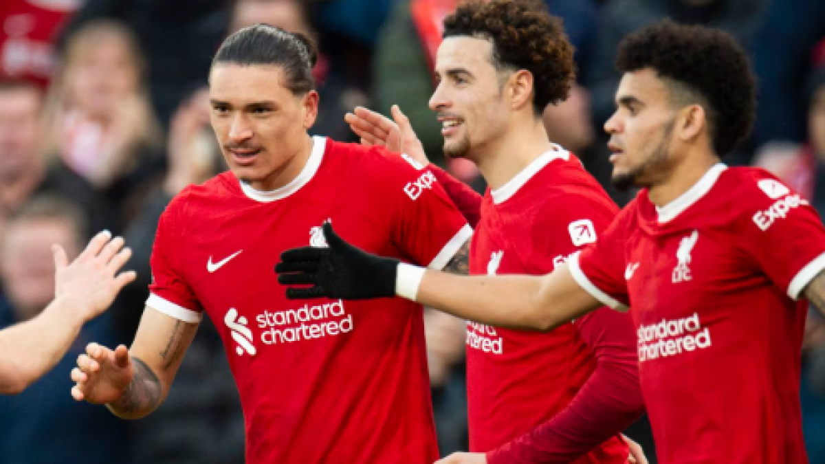 El Liverpool se fija en uno de los mejores centrales de la Premier: Fichaje de 60 millones