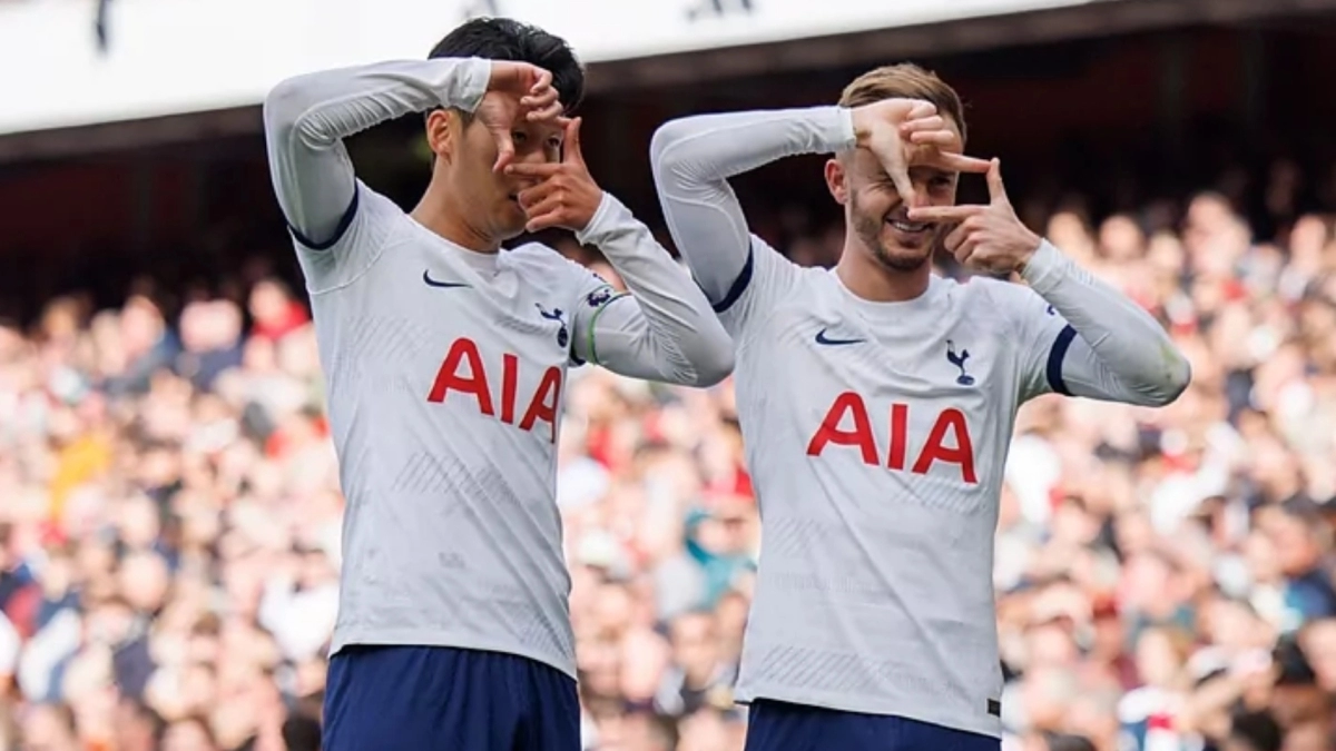 Los 2 mediocampistas que sigue el Tottenham para el verano