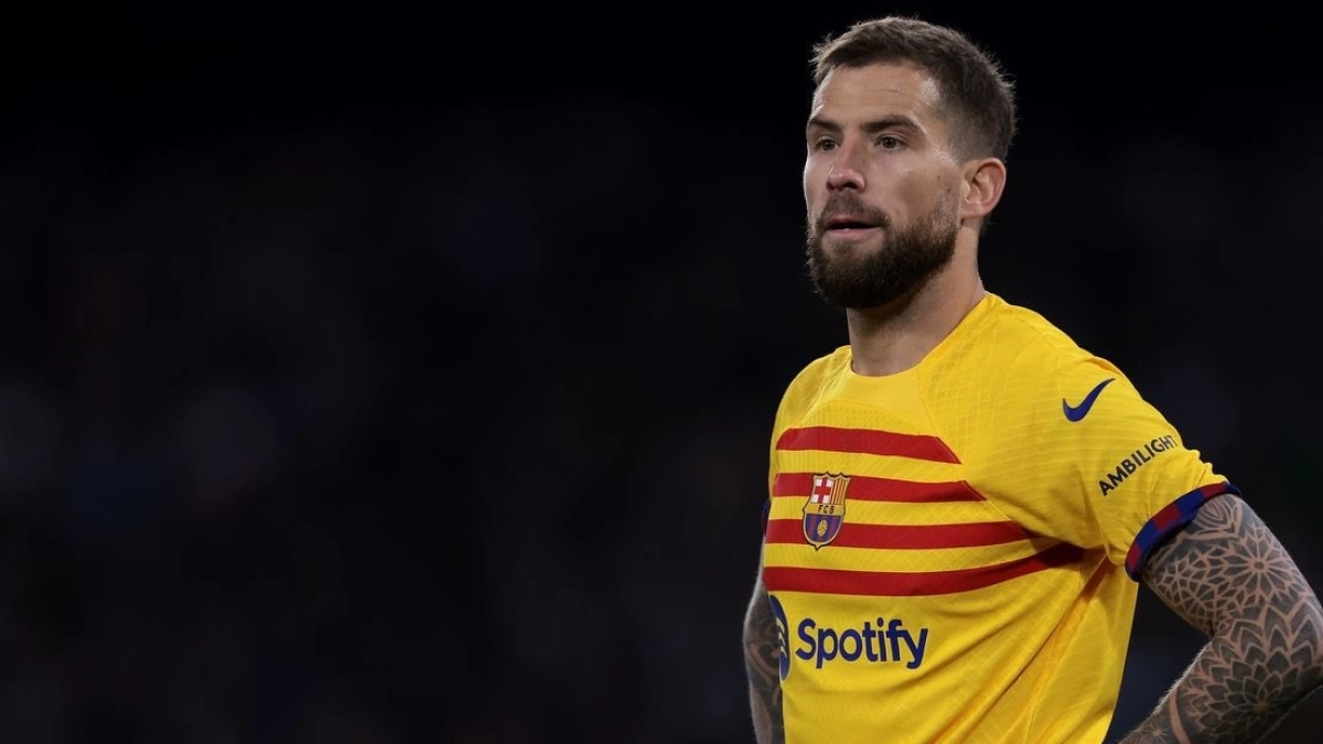 Problemas para Laporta: Íñigo Martínez no quiere irse del FC Barcelona