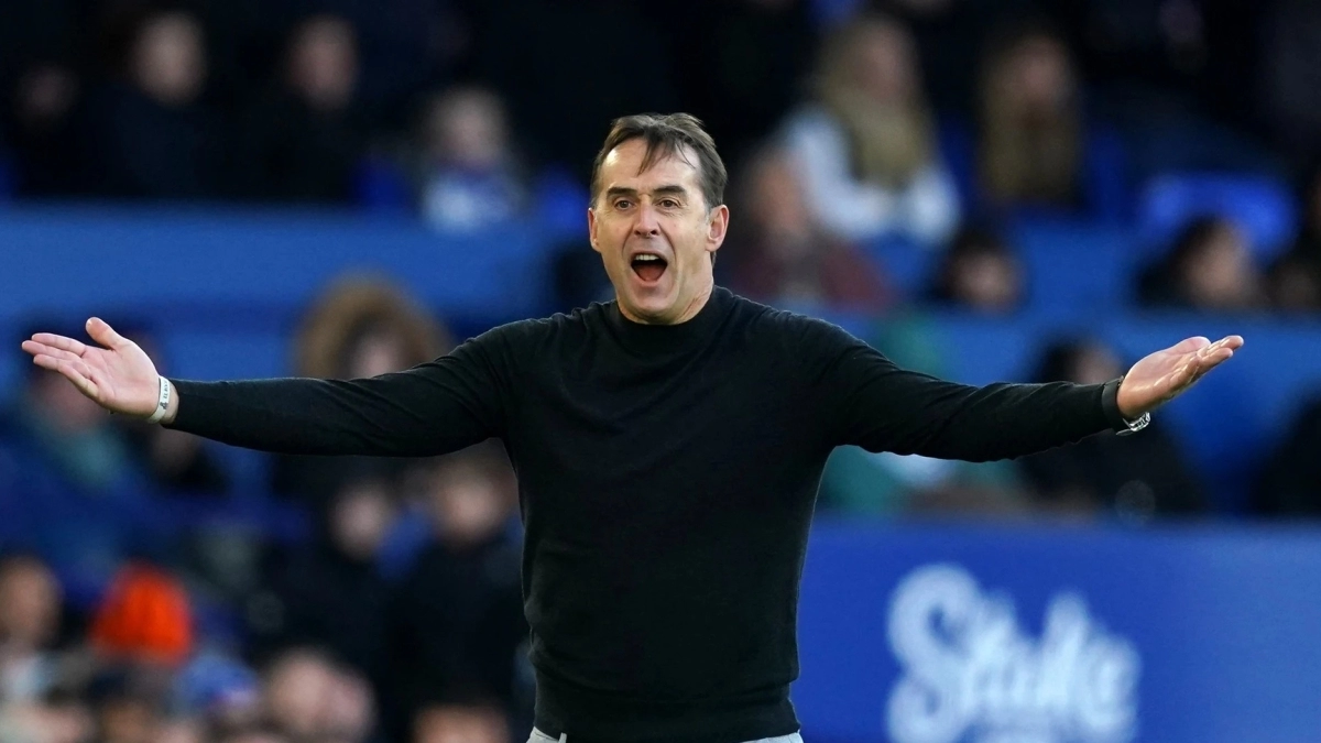 El club que impide que Lopetegui fiche ya por el Milán / La Razon
