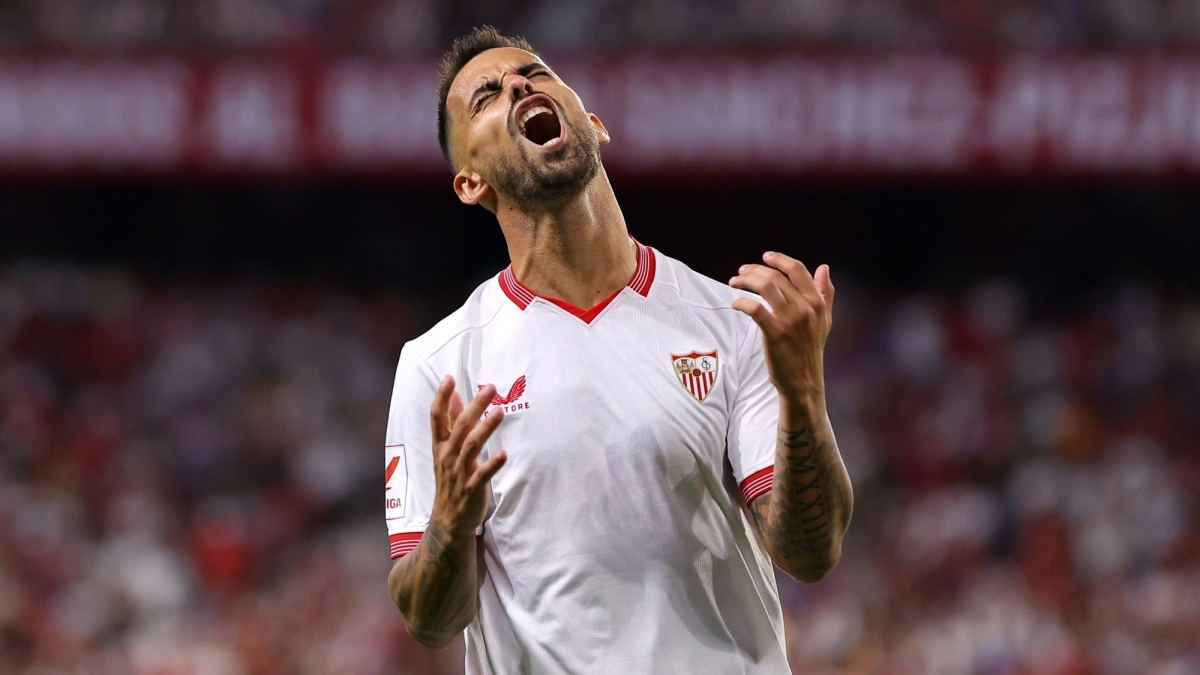 Suso no tira la toalla en el Sevilla / Elsevillista
