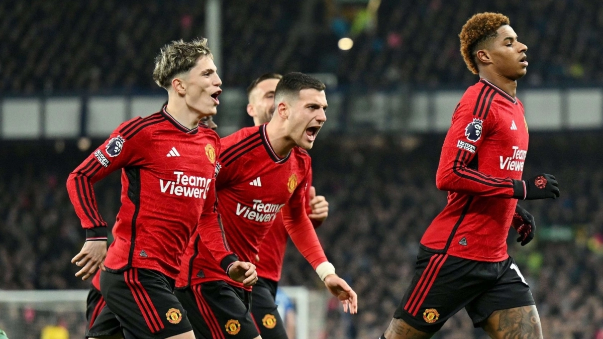 El Manchester United se mete en la puja por un fichaje de 120 millones