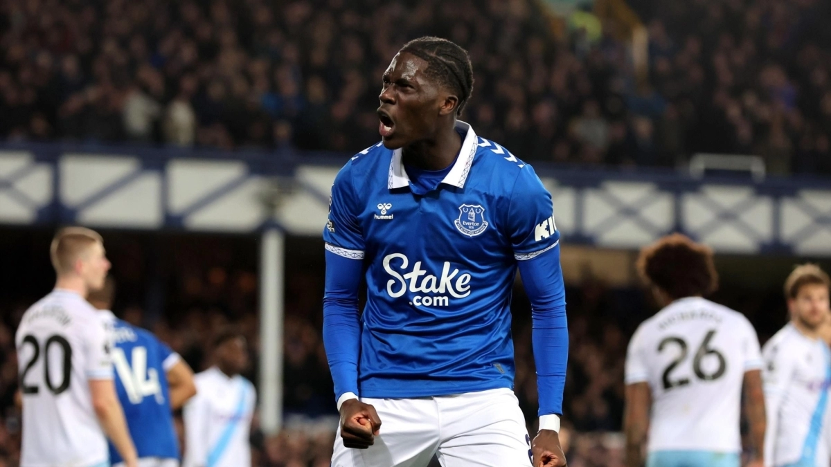 El gran rival del Barcelona en la carrera por Amadou Onana