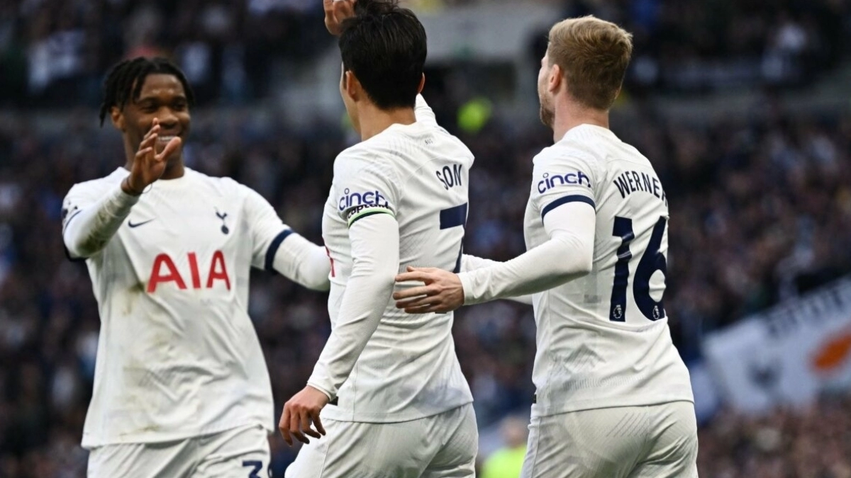 El Tottenham aprieta por el fichaje de un "9" top para el verano