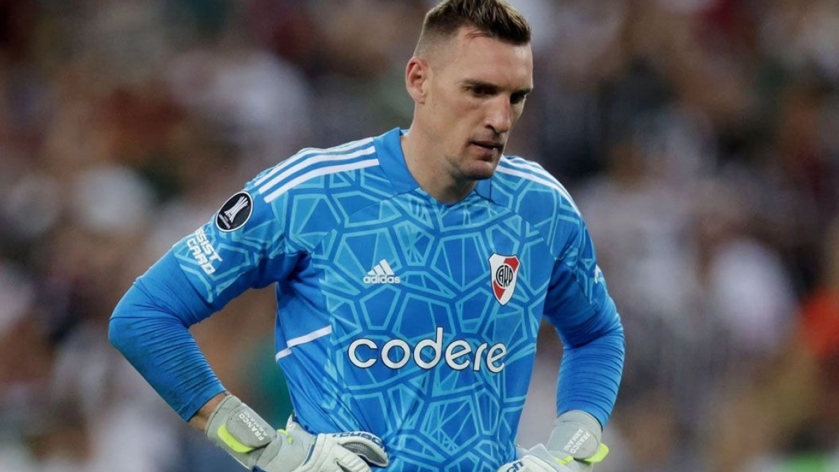 River Plate busca portero: 2 opciones para suplir a Armani
