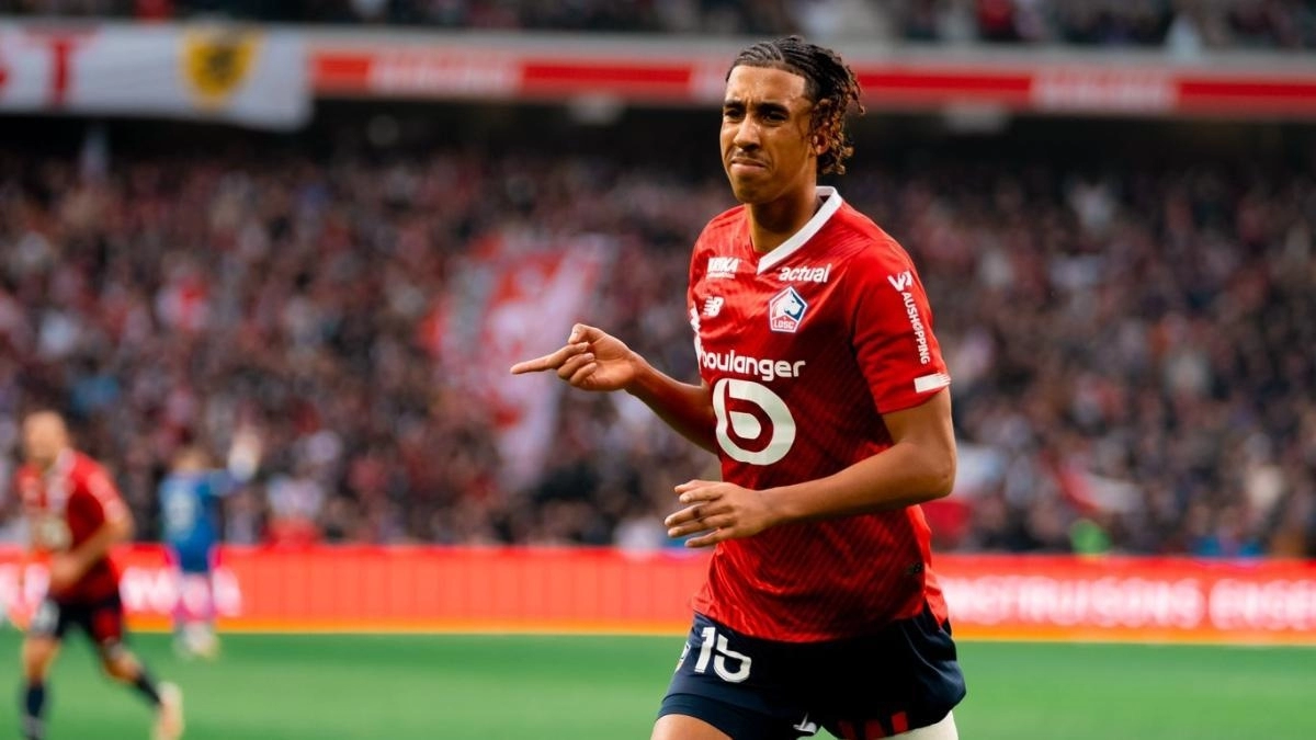 Leny Yoro, jugador del Lille. Sport