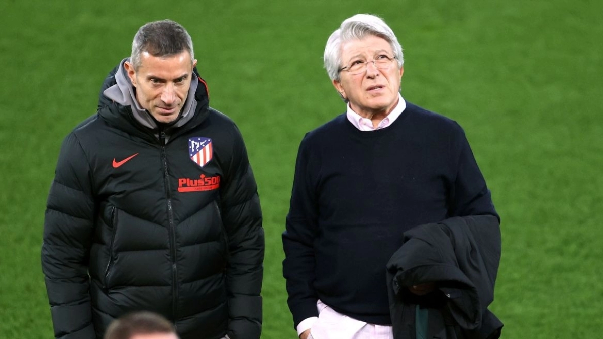 El Atlético toma ventaja por un central de la Premier League / Elconfidencial.com