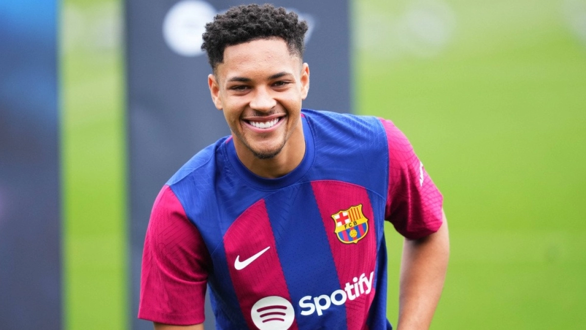 Vitor Roque ya tendría equipo para marcharse del Barcelona / Transfermarkt
