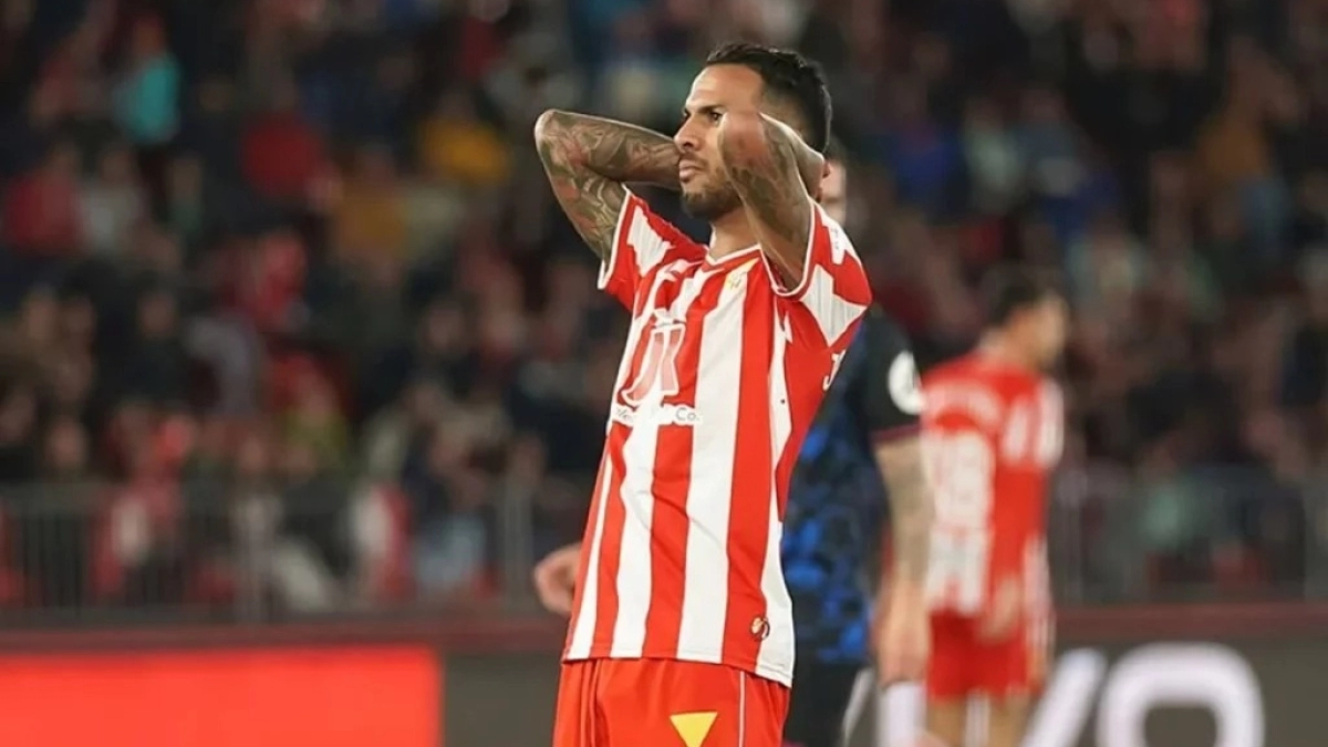 Jonathan Viera rescinde su contrato con el Almería / Que.es