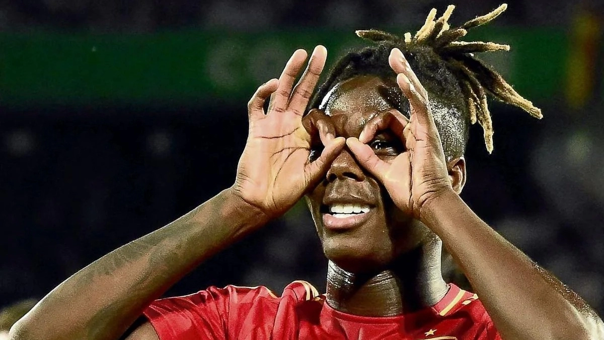 Nico Williams decides to reject Barcelona and PSG, staying at Athletic / Lasprovincias.es