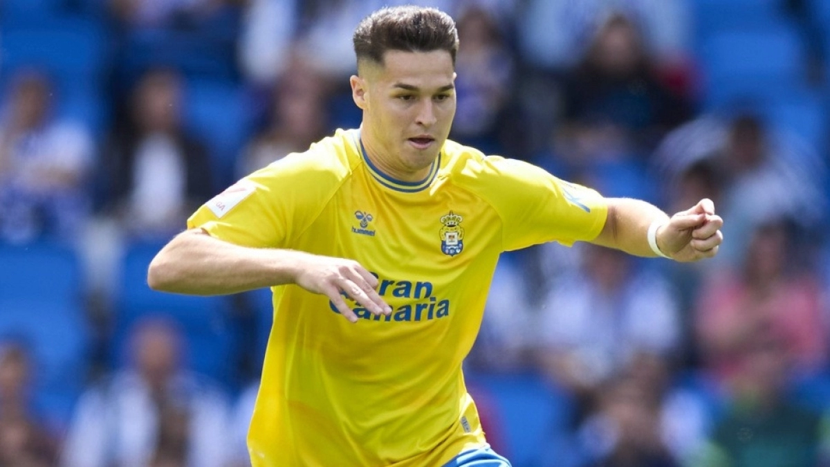 The teams Como 1907 and Bologna are looking to sign Mika Mármol / Transfermarkt.