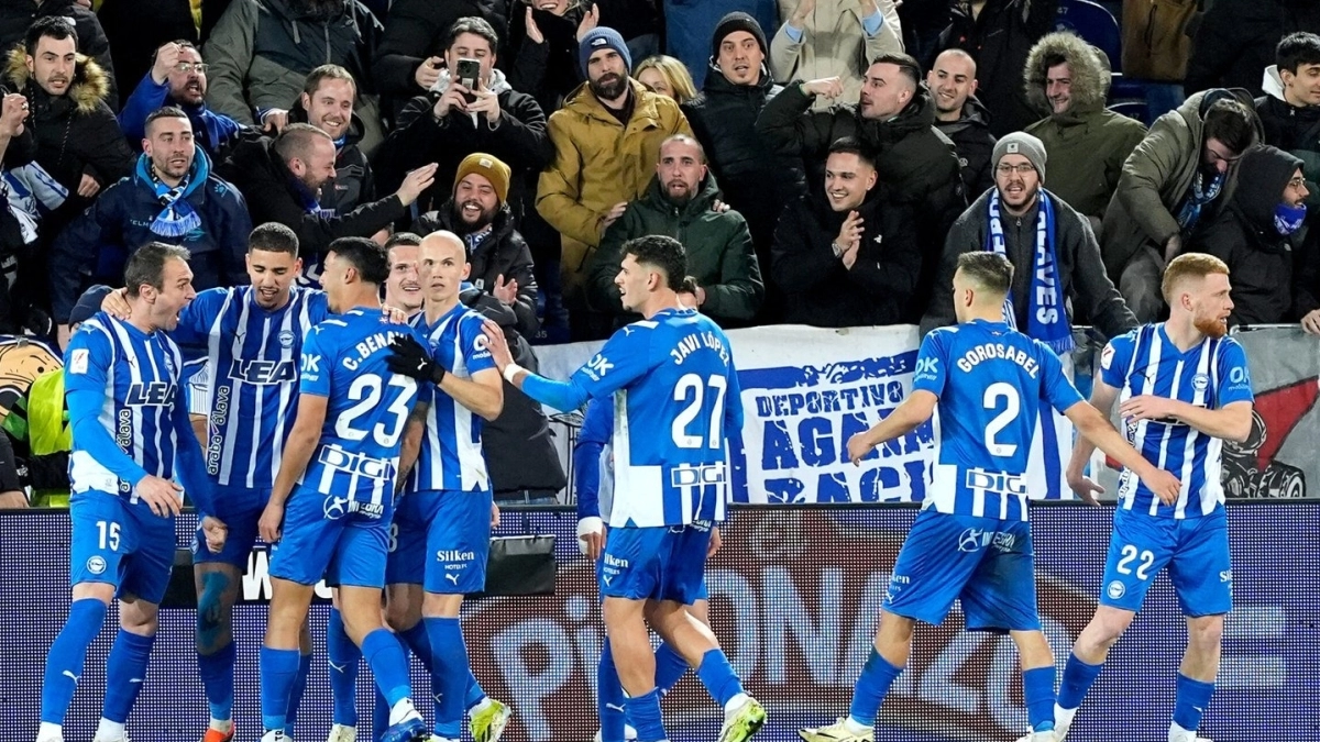 <p>Title Deportivo Alaves eyes a South American center-back before the market's closure</p>