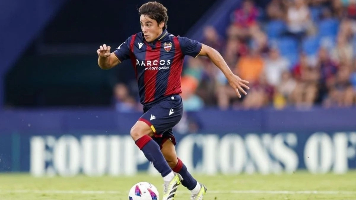 Carlos Álvarez, jugador del Levante que podría fichar por un club de Arabia Saudí
