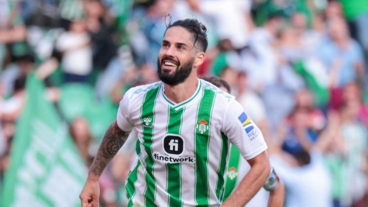 Isco Alarcón tardará en reaparecer con el Betis / Besoccer