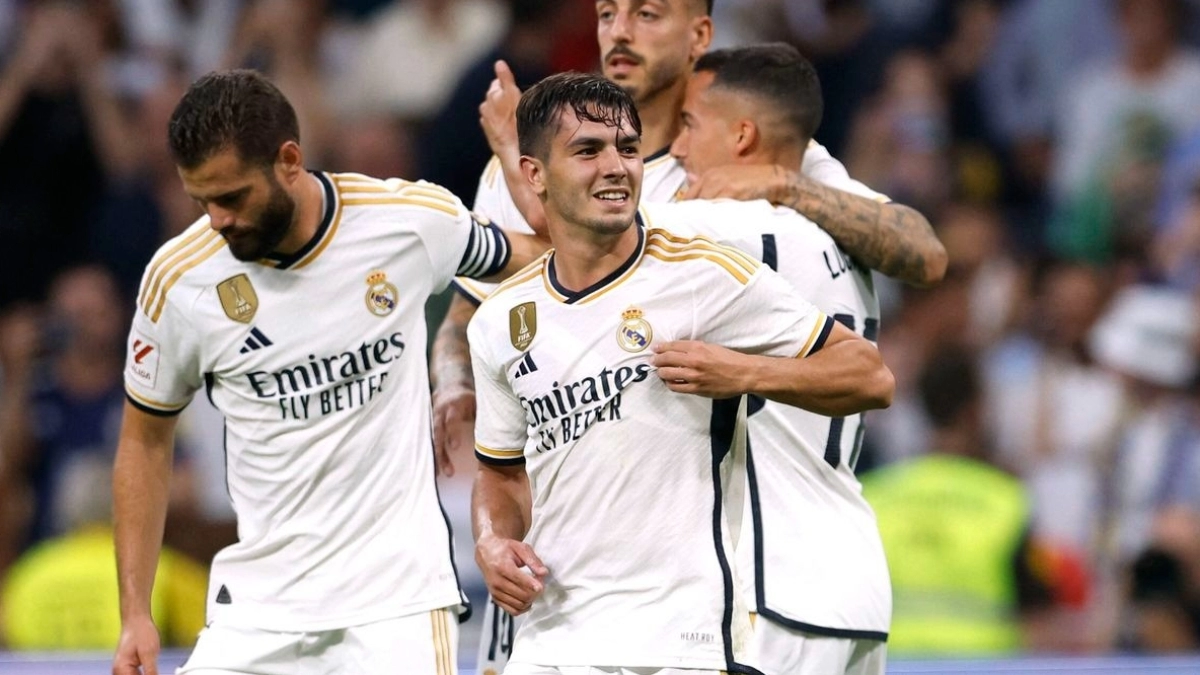 Ceballos aprovechará la baja de Brahim para quedarse su sitio / El Confidencial