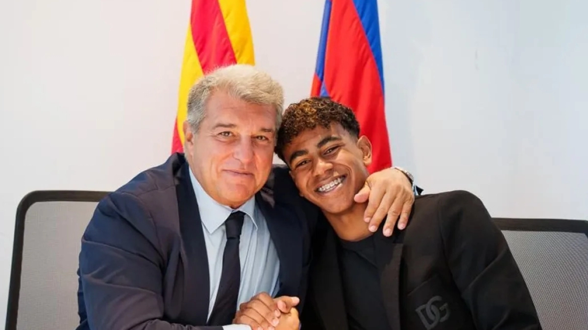 El FC Barcelona se apura para blindar a su joya Lamine Yamal, pese a su reciente renovación hasta 2026 | FC Barcelona