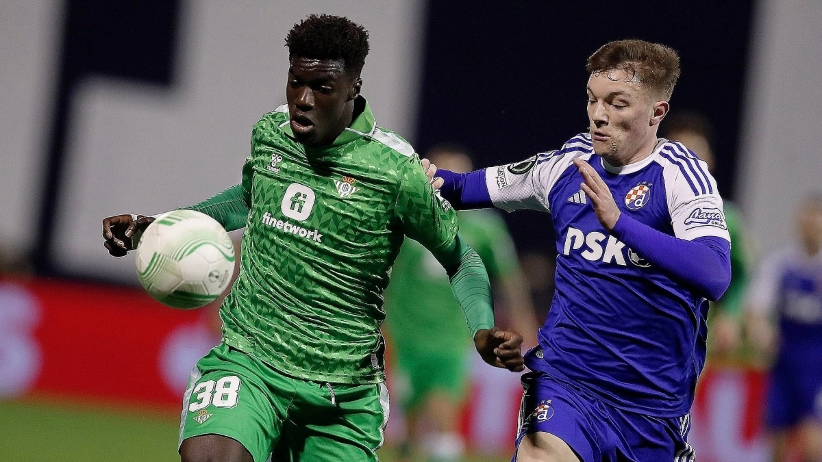 La salida de Assane Diao del Betis es inminente