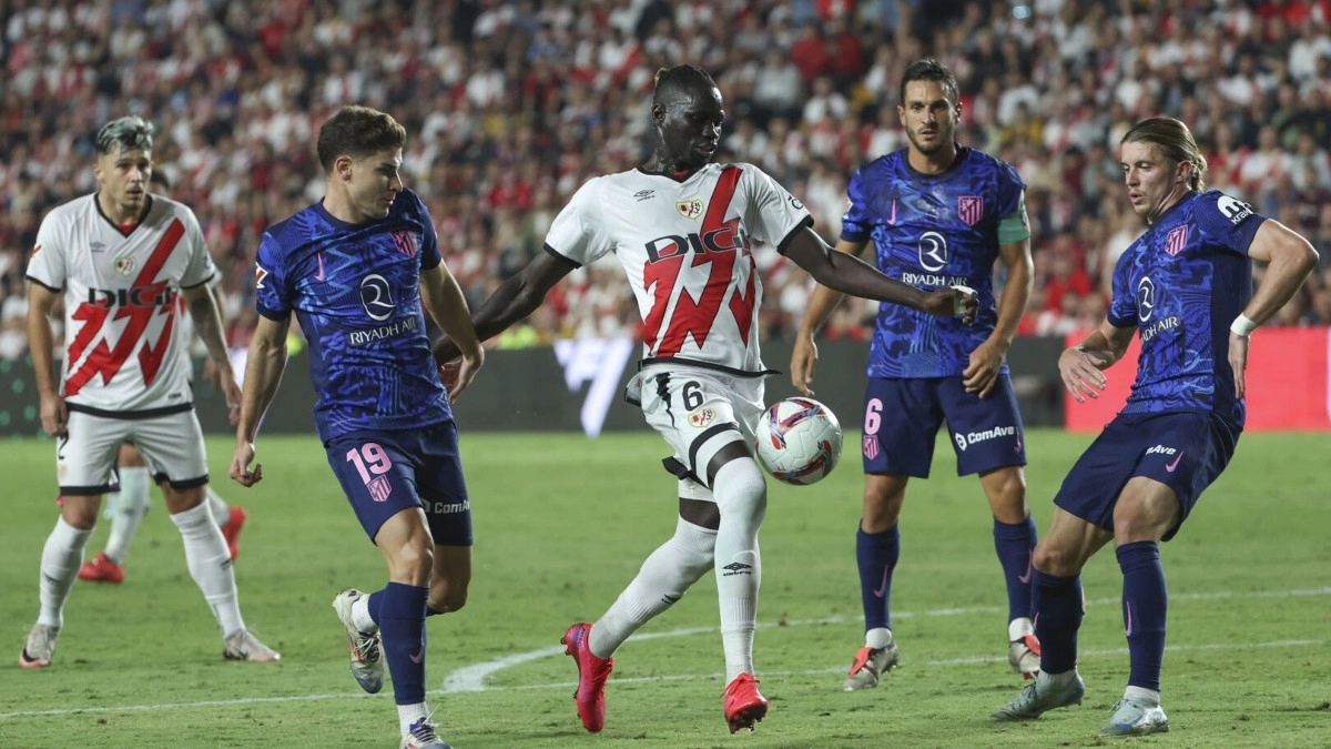 Imagen del partido entre el Rayo Vallecano y el Atlético de Madrid