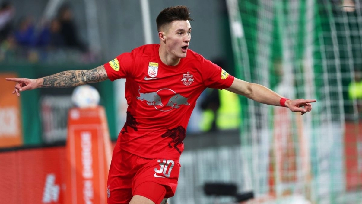 Benjamin Sesko, delantero del RB Leipzig que interesa a varios clubes de Europa