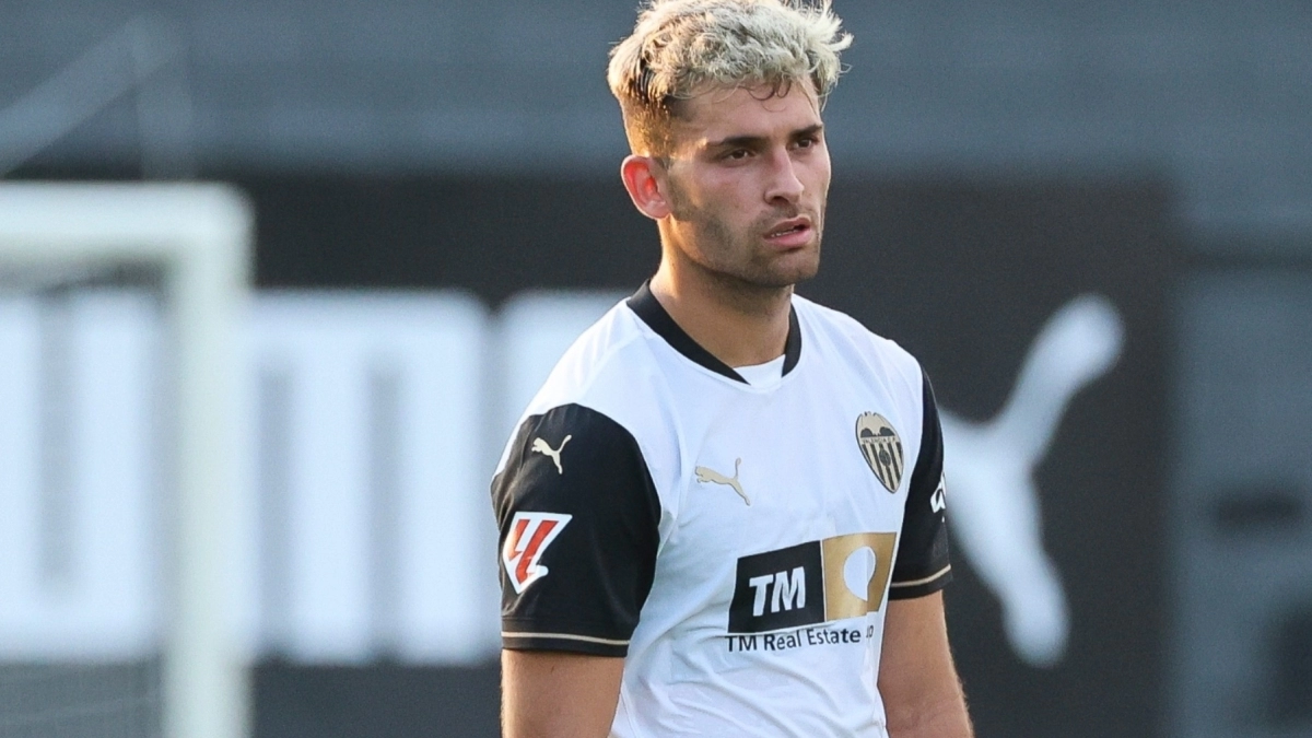 The 2 Premier League clubs that want to sign Hugo Duro