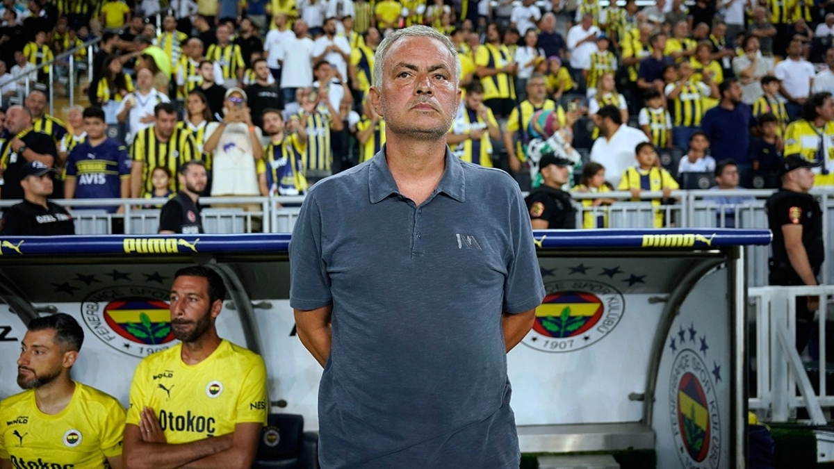 José Mourinho quiere hacerle un favor al Manchester United