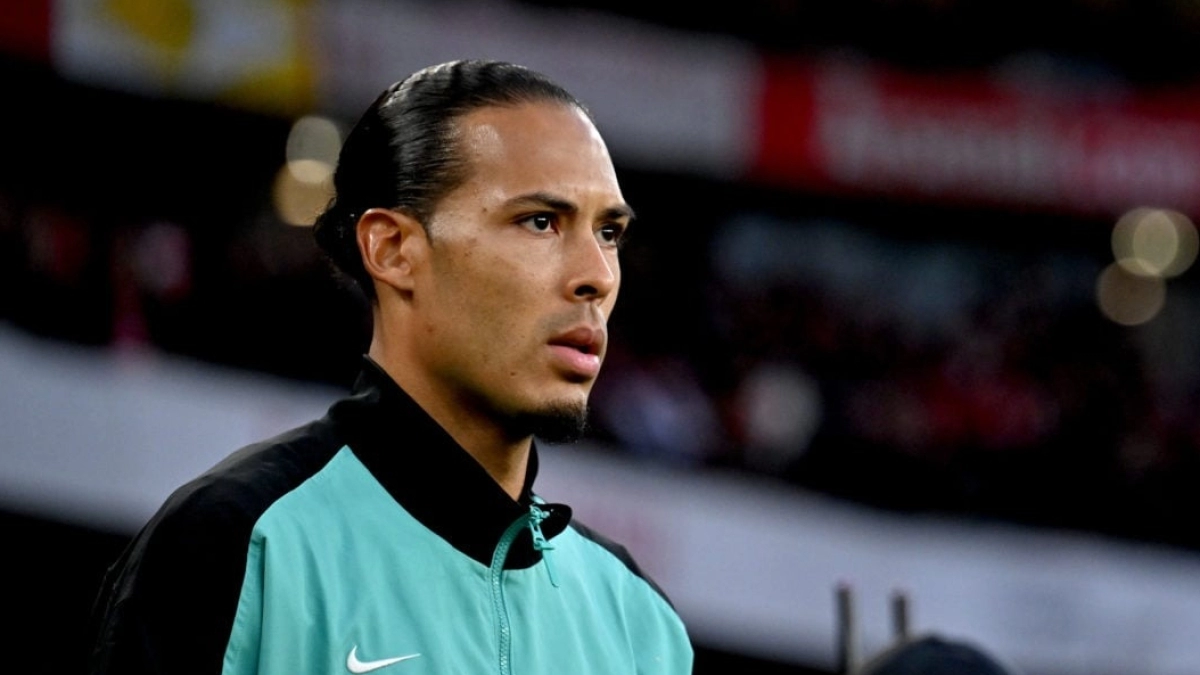 The center-back Liverpool wants to replace Van Dijk.