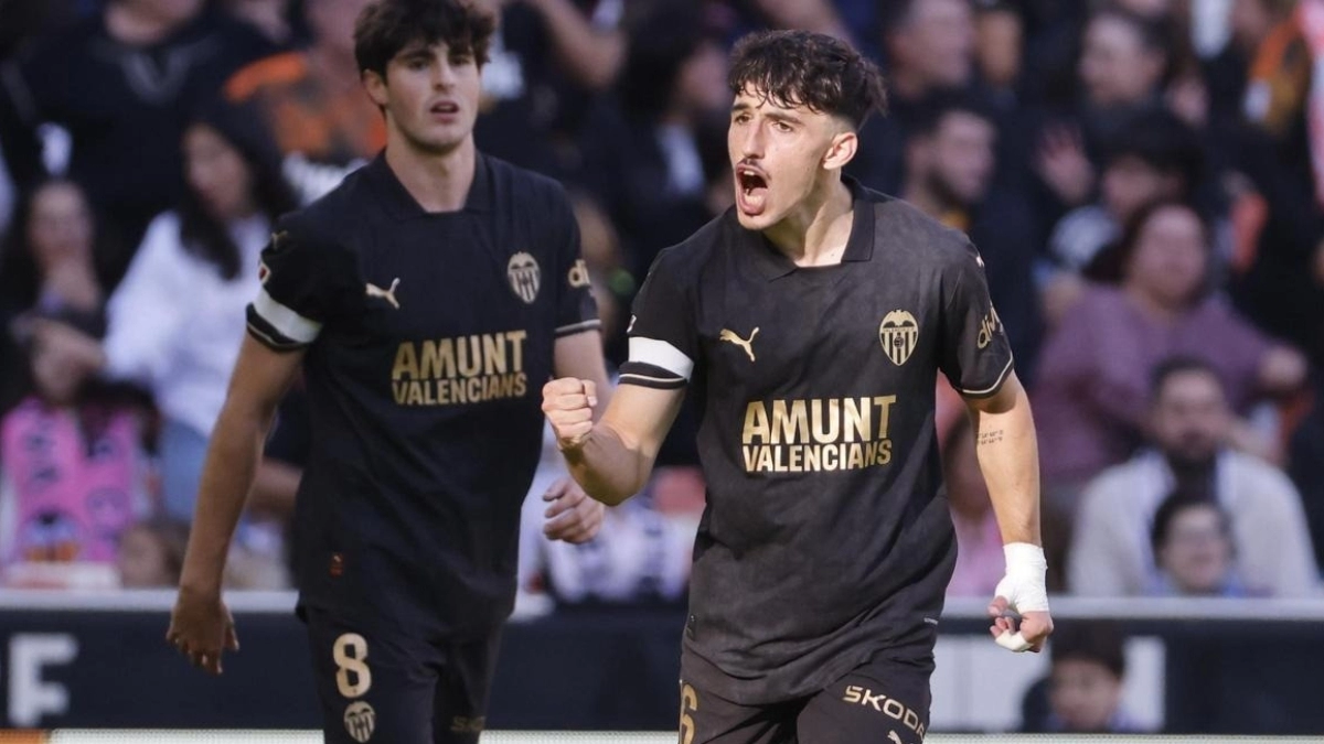 <p>Diego López, the next player from Valencia to move to the Premier / Superdeporte</p>