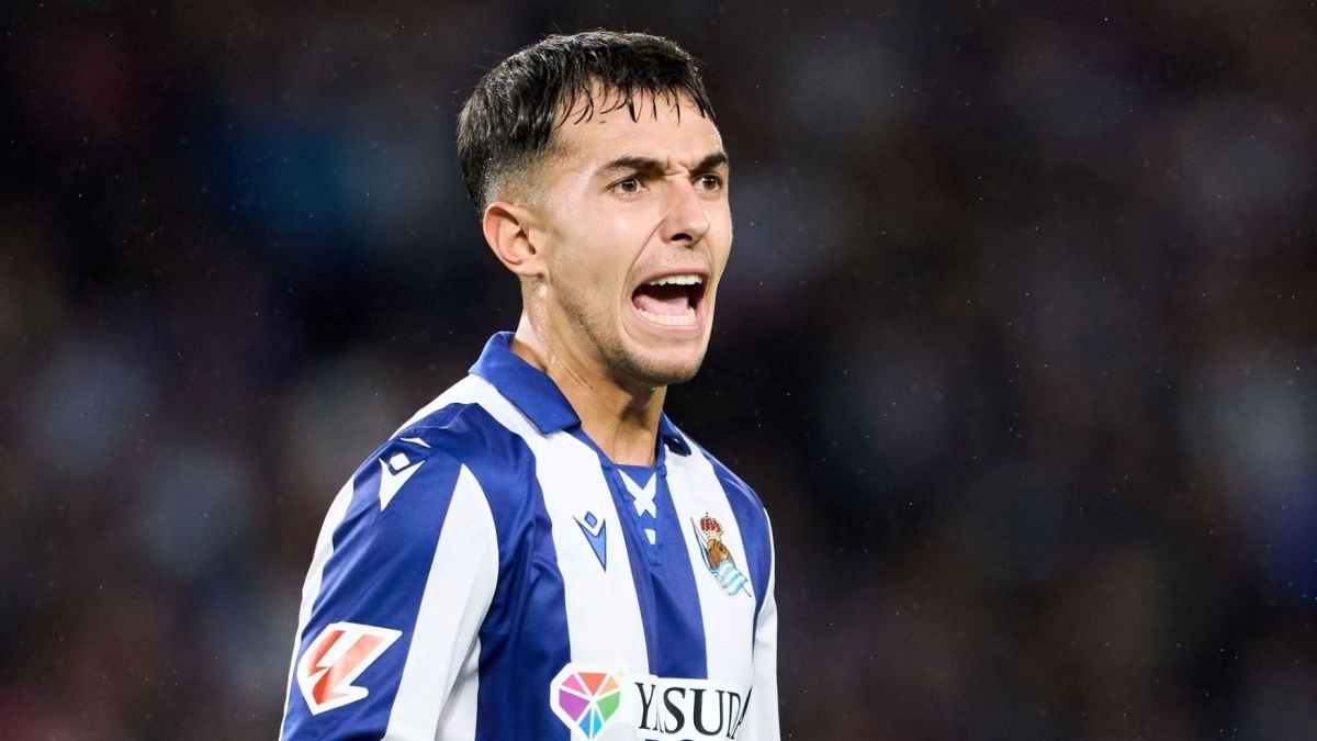 The 3 clubs fighting for the signing of Martín Zubimendi in January