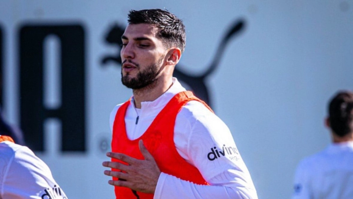Rafa Mir busca equipo fuera de España / Marca.com