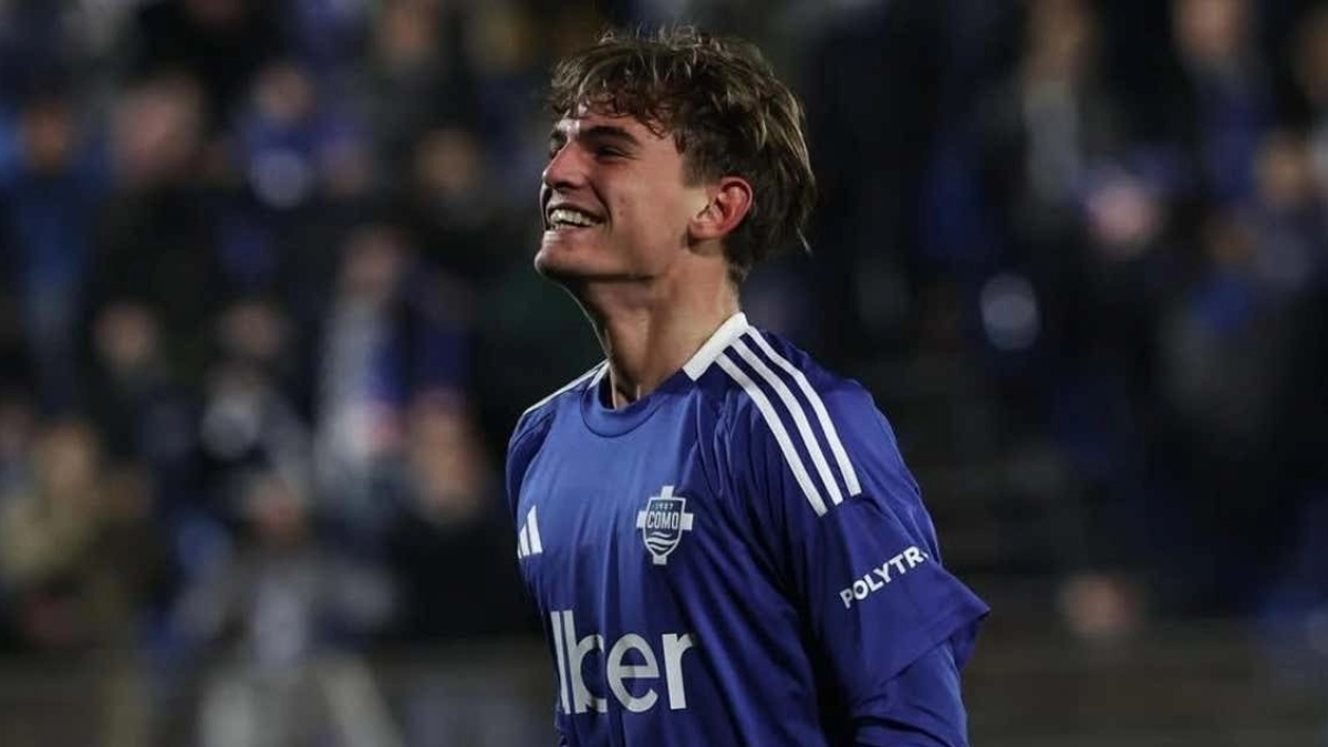 Como negotiates with Nico Paz / Relief