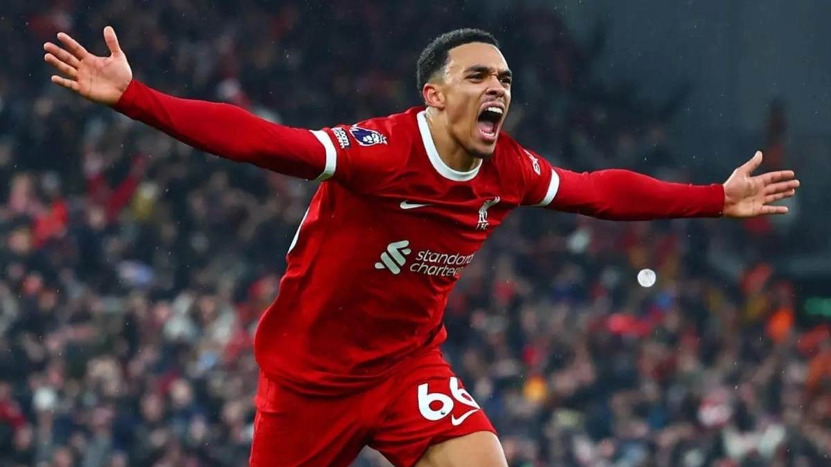 Alexander Arnold podría salir del Liverpool por una pequeña cantidad / Fórmula Fútbol