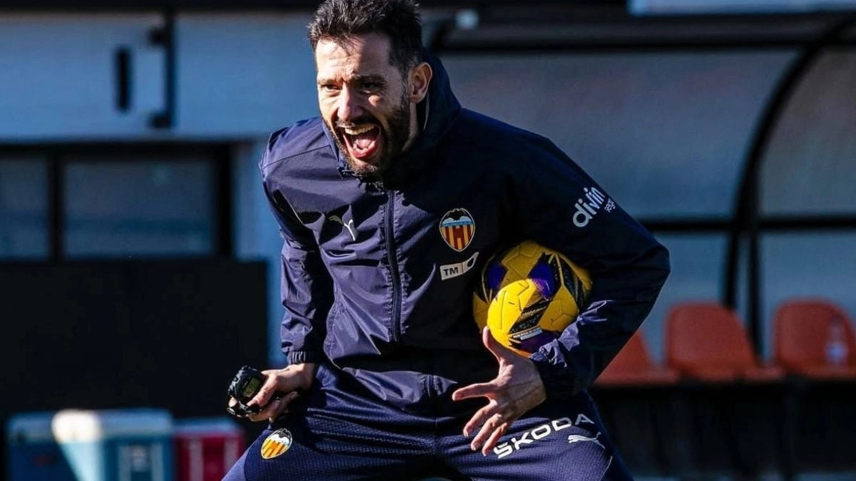 El Valencia ya prepara sus dos primeros fichajes / EstadioDeportivo