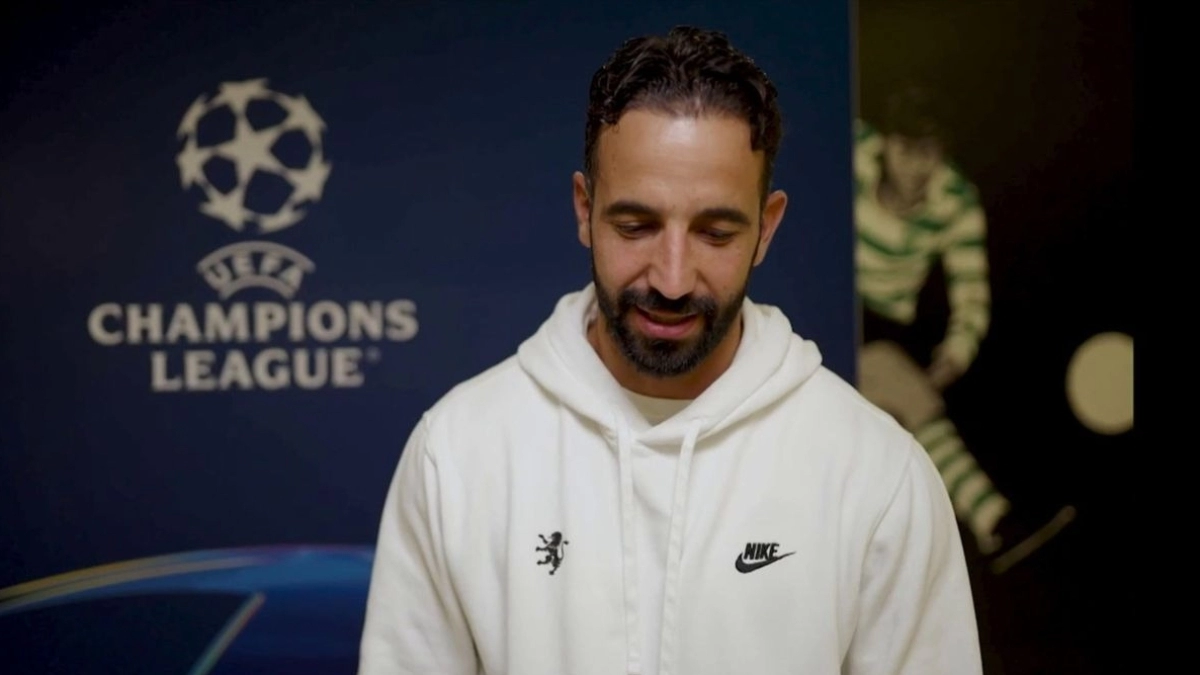 Manchester United is going after Xavi Simons / Eurosport