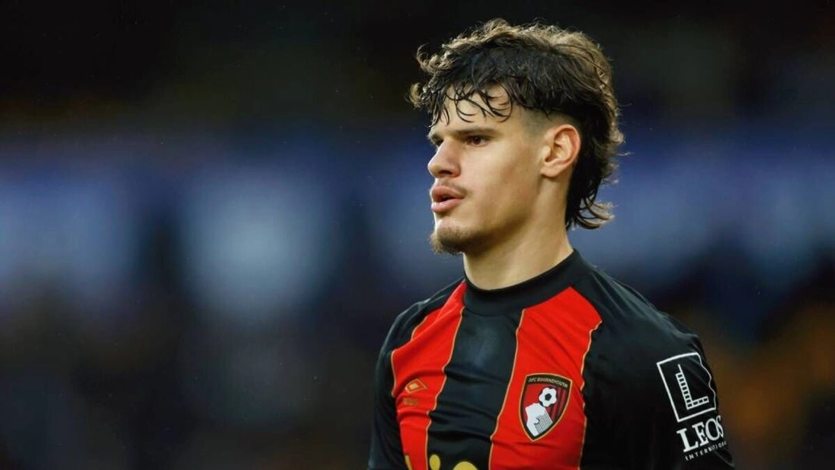 Milos Kerkez, Bournemouth's side