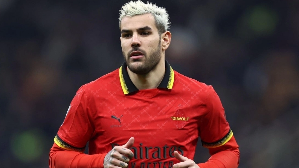 Pelea a 3 bandas por el fichaje de Theo Hernández