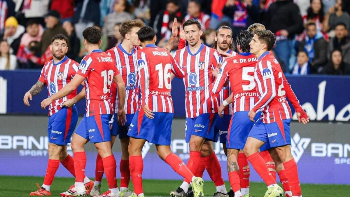 Atlético de Madrid is contemplating the sale of Giménez / MundoDeportivo.