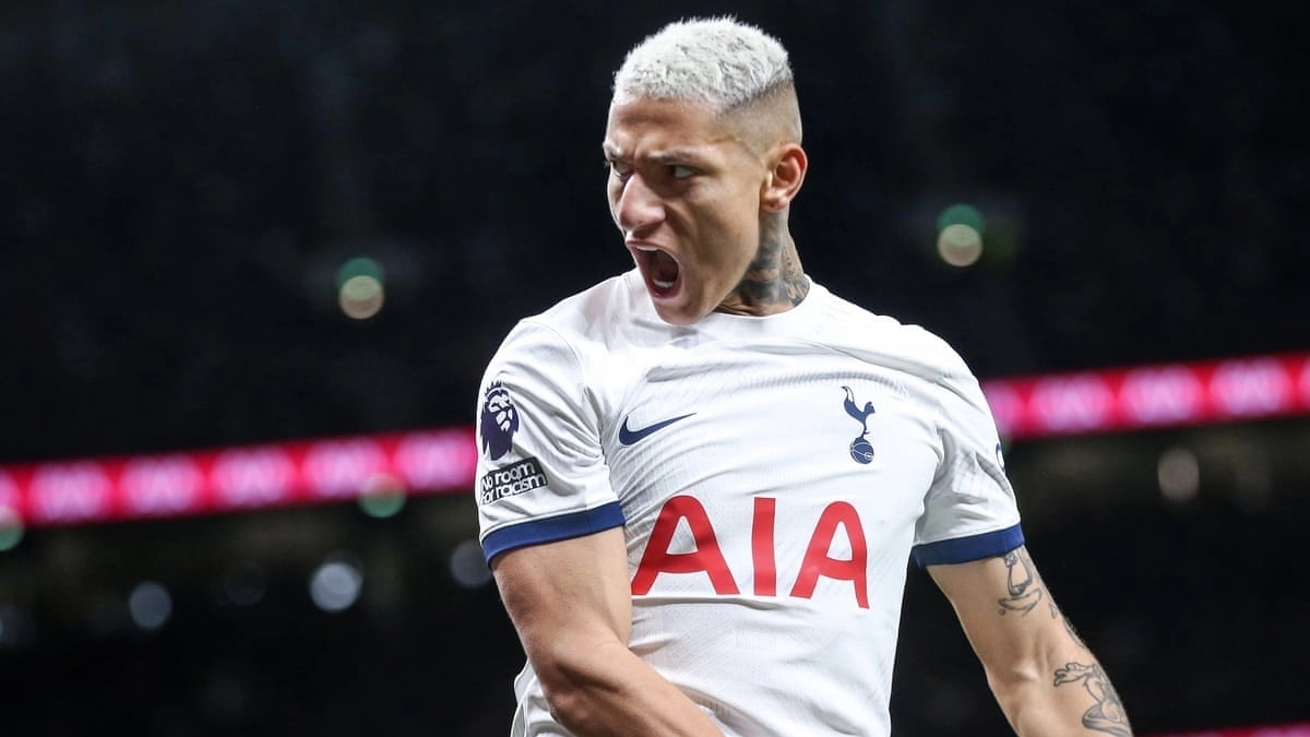 El Tottenham escucha ofertas por Richarlison / The Guardian