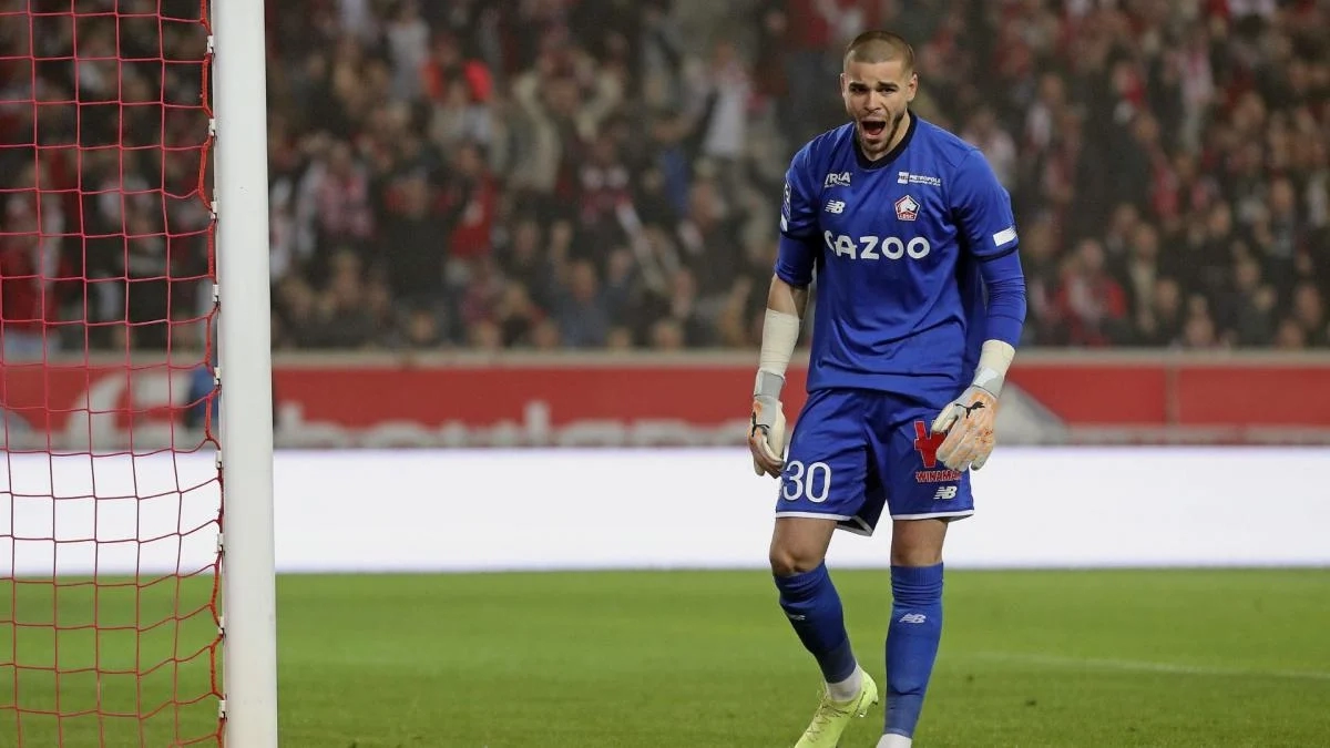 Lucas Chevalier, portero del Lille