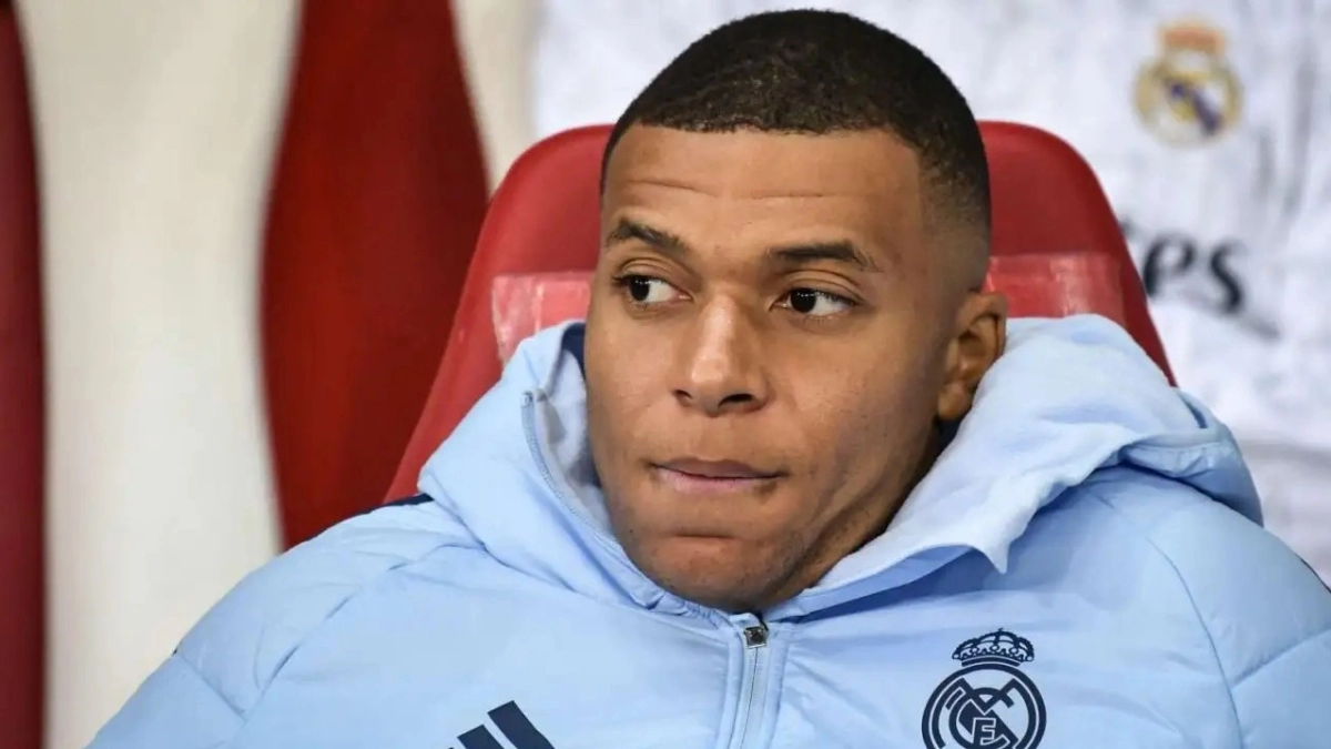 Mbappé wants to attract Cherki to Real Madrid / Football365