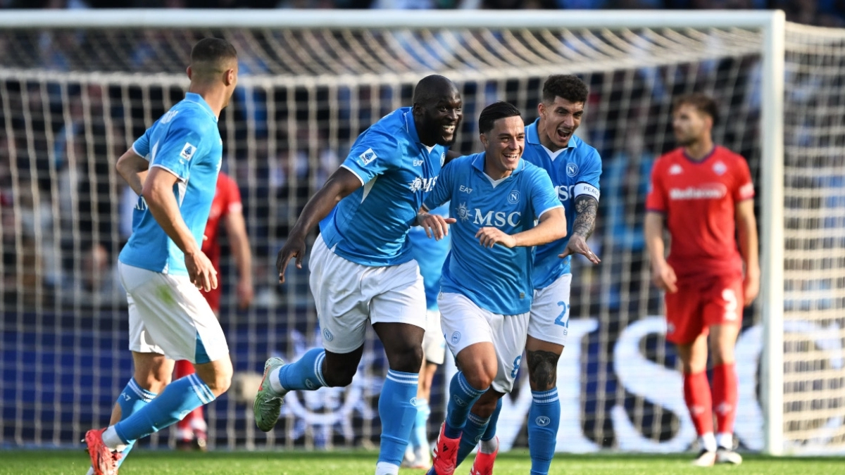 Napoli y Fiorentina se lanzan con 35 millones por un crack de 21 años | O Gol Mio