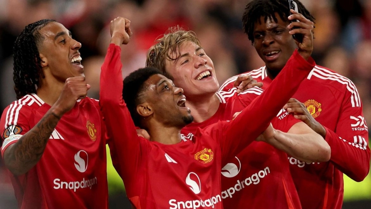 <p>Manchester United is preparing to pay 65 million for a star forward | SPORT</p>