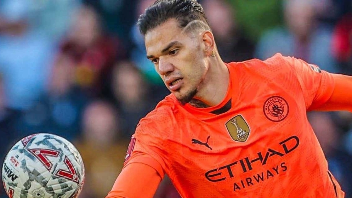 Manchester City has an offer for Ederson / Relevo.com