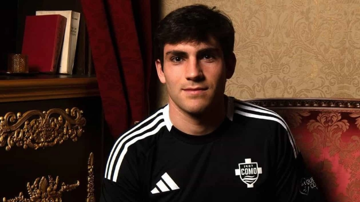 El Valencia negocia la compra de Iván Azón / EstadioDeportivo