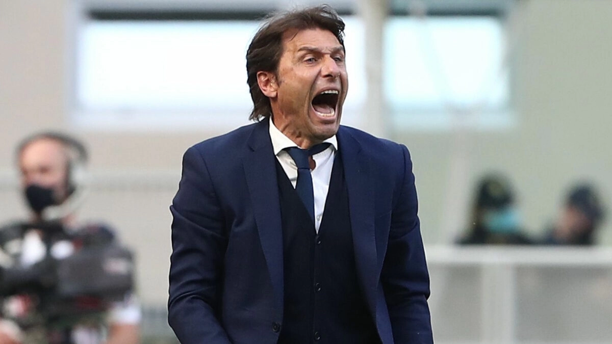 Antonio Conte, entrenador del Napoli