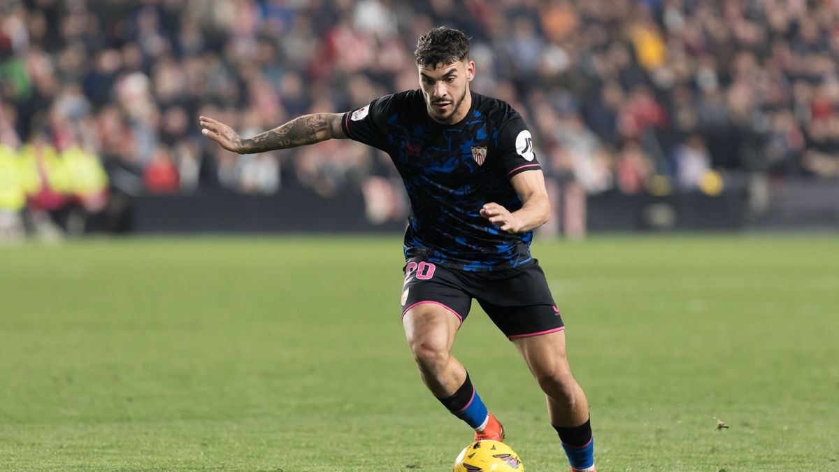 Isaac Romero is clear: he wants to continue at Sevilla | Fichajes.net
