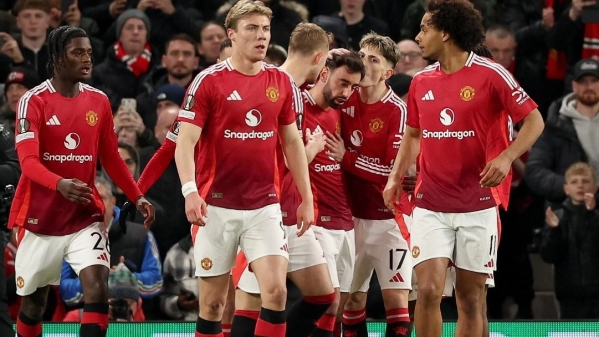 Manchester United is making a move for a €60M signing.