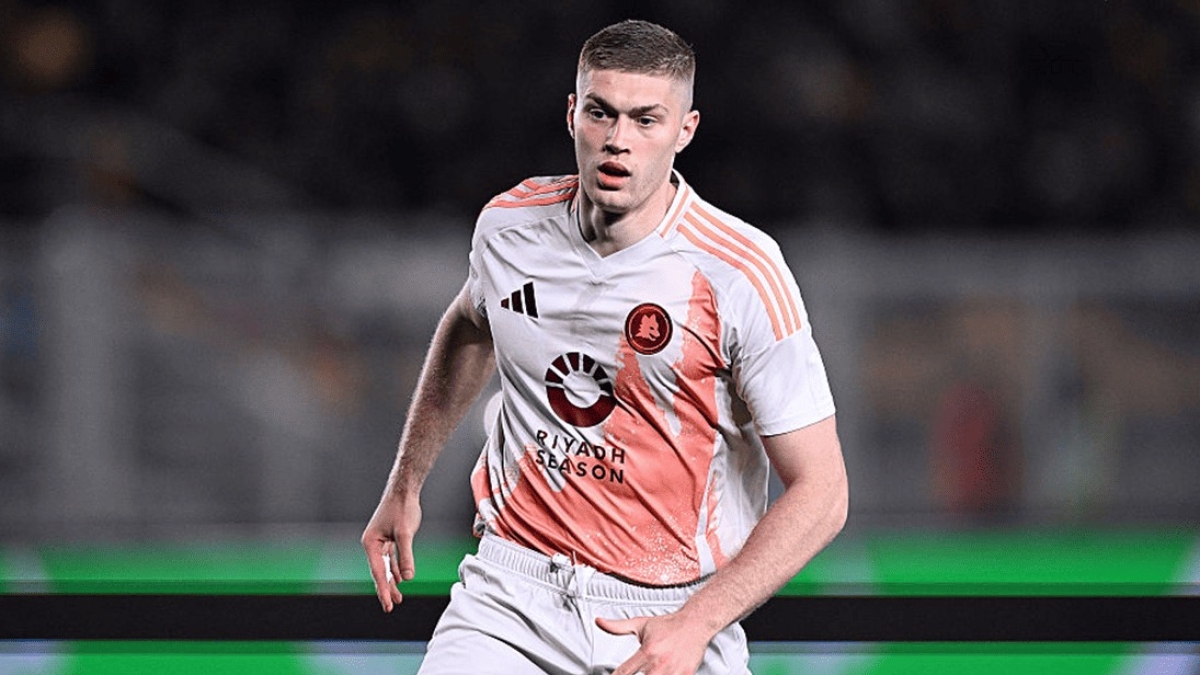Artem Dovbyk's Future in Limbo as Transfer Window Closes