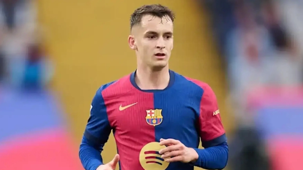 Marc Casadó no para de recibir ofertas para dejar el Barcelona / Tribuna.com