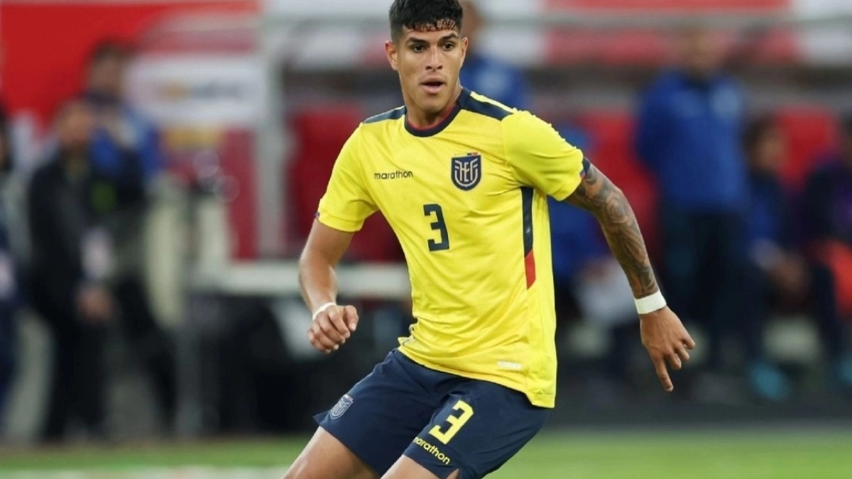 El Tottenham se lanza por el fichaje de Piero Hincapié