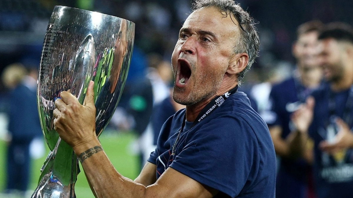 PSG is looking at Real Sociedad for its next two signings.